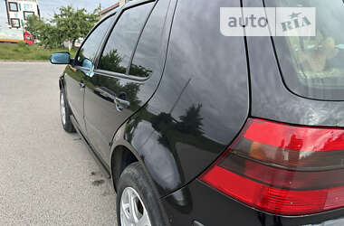 Хэтчбек Volkswagen Golf 2000 в Виннице