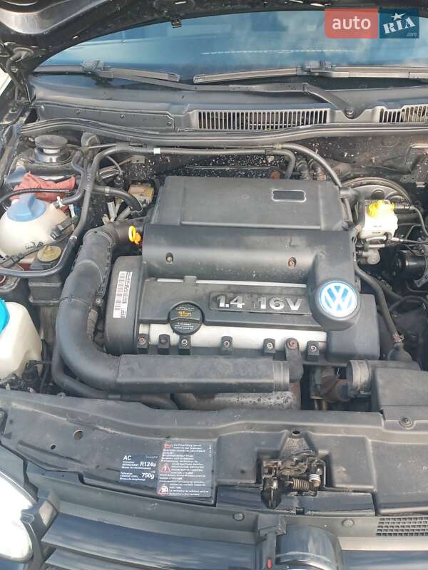 Универсал Volkswagen Golf 2003 в Львове