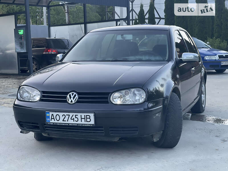 Хетчбек Volkswagen Golf 2000 в Яремчі