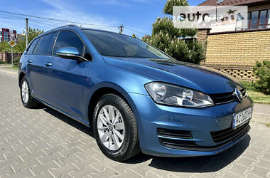 Універсал Volkswagen Golf 2013 в Рівному