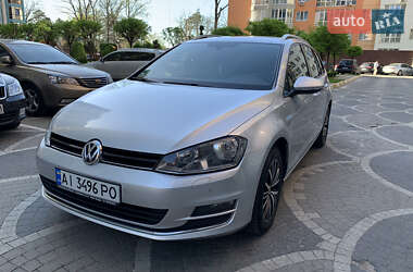 Универсал Volkswagen Golf 2016 в Ирпене