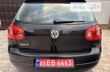 Хэтчбек Volkswagen Golf 2006 в Днепре