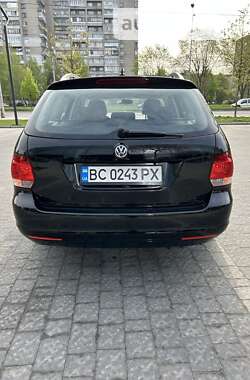 Универсал Volkswagen Golf 2012 в Львове