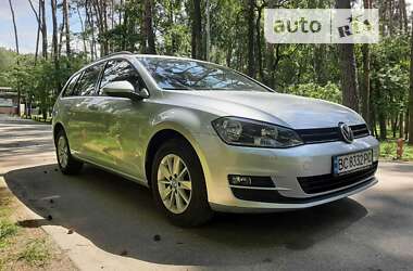 Универсал Volkswagen Golf 2016 в Киеве