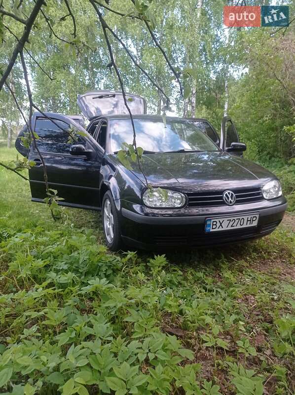 Хетчбек Volkswagen Golf 2002 в Кам'янець-Подільському