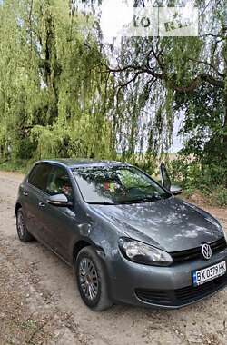 Хетчбек Volkswagen Golf 2011 в Хмельницькому