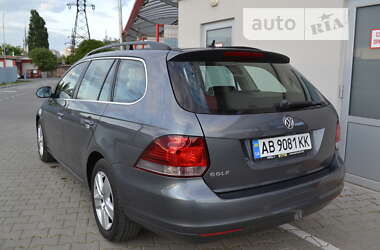 Универсал Volkswagen Golf 2010 в Киеве