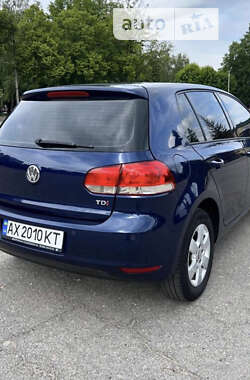 Хэтчбек Volkswagen Golf 2010 в Лозовой