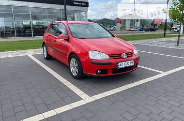 Хетчбек Volkswagen Golf 2007 в Мукачевому