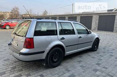 Универсал Volkswagen Golf 2000 в Березному