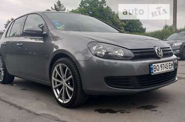 Хэтчбек Volkswagen Golf 2009 в Тернополе