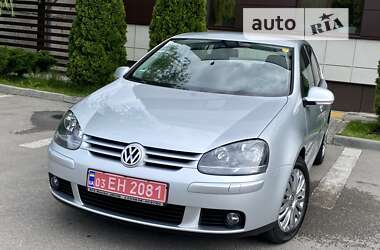 Хетчбек Volkswagen Golf 2008 в Дніпрі