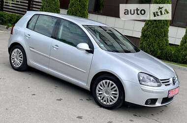 Хэтчбек Volkswagen Golf 2008 в Днепре