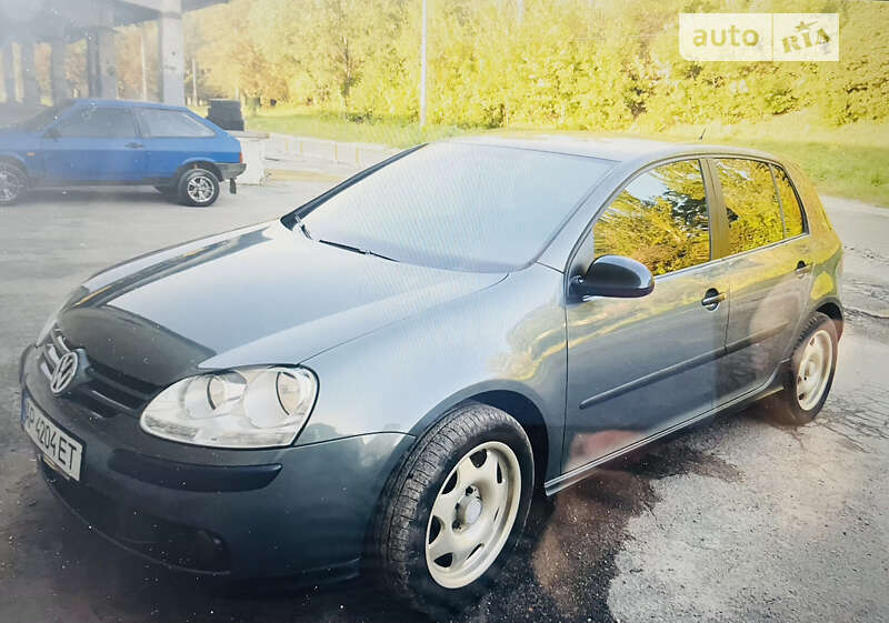 Хэтчбек Volkswagen Golf 2007 в Запорожье