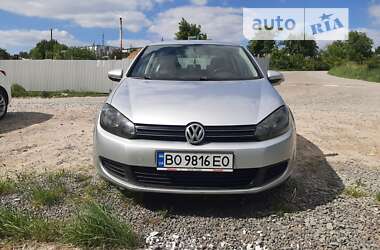 Хэтчбек Volkswagen Golf 2010 в Тернополе