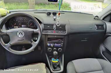 Хэтчбек Volkswagen Golf 2002 в Хмельницком