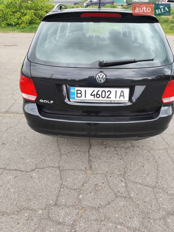 Универсал Volkswagen Golf 2009 в Полтаве