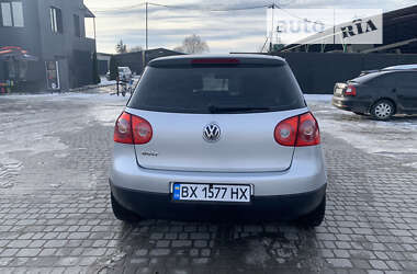 Хэтчбек Volkswagen Golf 2004 в Хмельницком