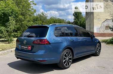 Универсал Volkswagen Golf 2016 в Виннице