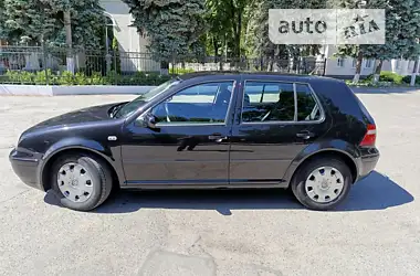 Volkswagen Golf 2003