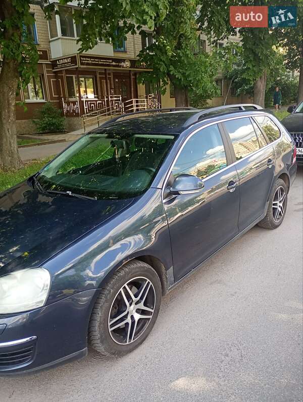 Универсал Volkswagen Golf 2008 в Котельве