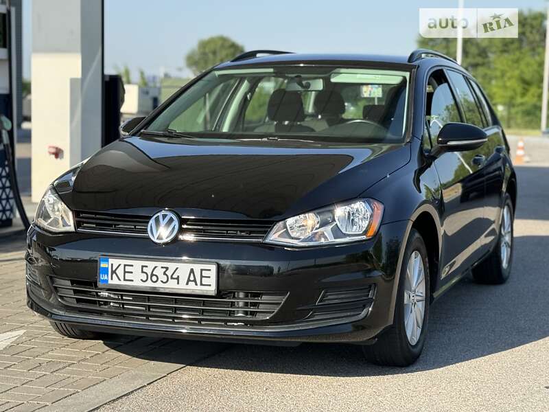 Универсал Volkswagen Golf 2015 в Днепре