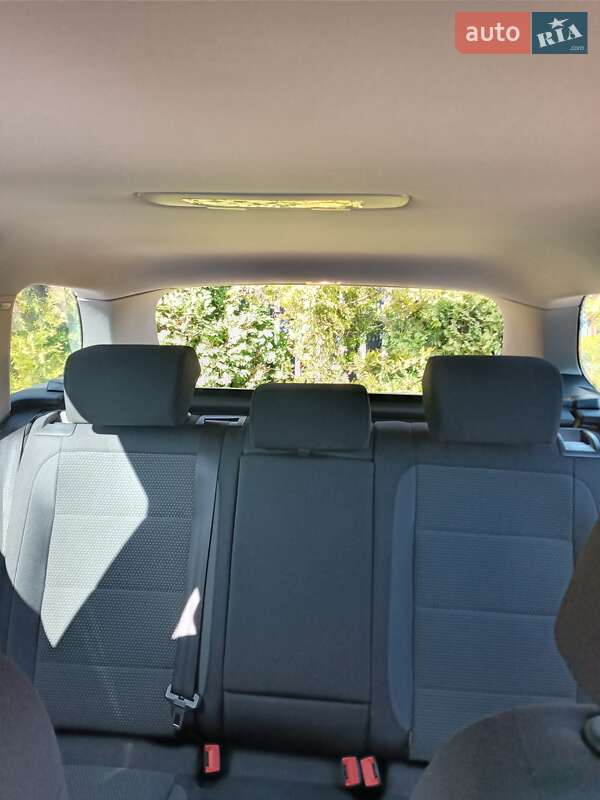 Универсал Volkswagen Golf 2010 в Стрые