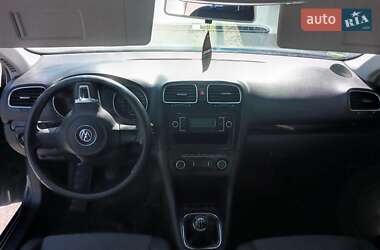 Универсал Volkswagen Golf 2010 в 
