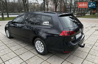 Универсал Volkswagen Golf 2015 в 