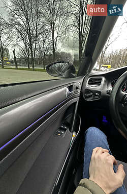 Универсал Volkswagen Golf 2015 в 
