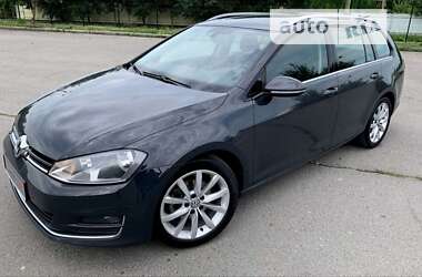 Універсал Volkswagen Golf 2014 в Хмельницькому