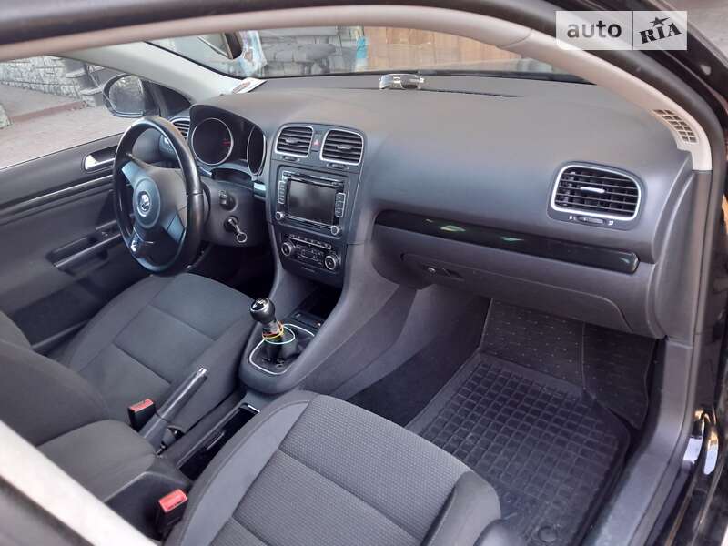 Универсал Volkswagen Golf 2010 в Хмельницком