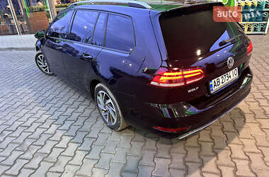 Универсал Volkswagen Golf 2017 в 