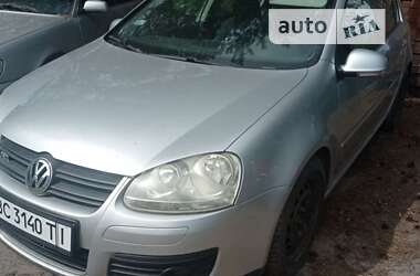 Хетчбек Volkswagen Golf 2006 в Львові