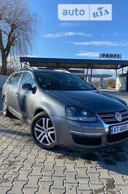 Универсал Volkswagen Golf 2008 в Снятине