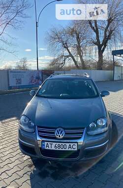 Универсал Volkswagen Golf 2008 в Снятине