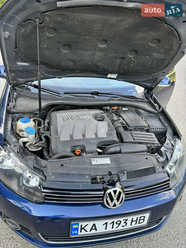 Универсал Volkswagen Golf 2011 в Киеве