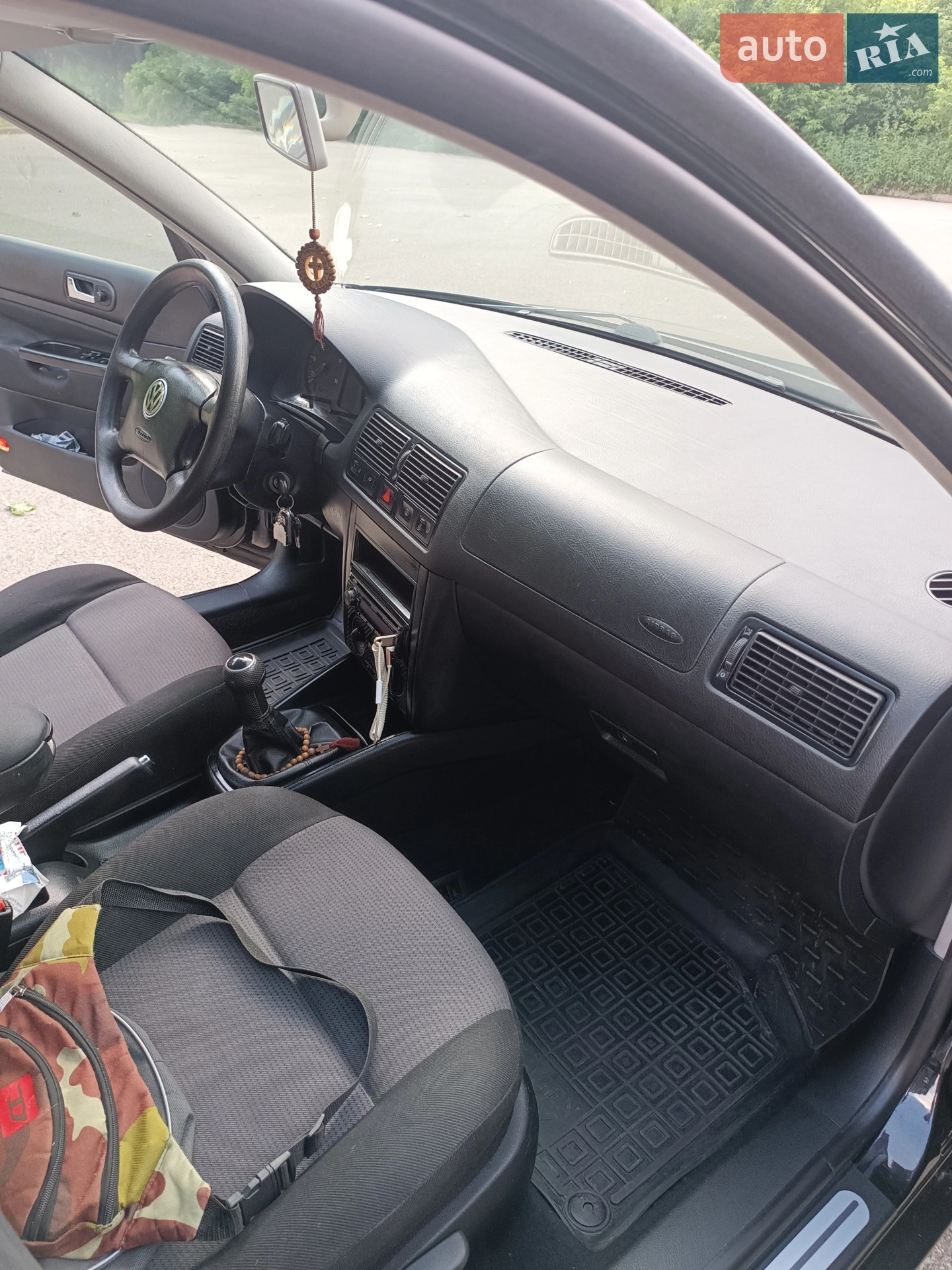 Volkswagen Golf 2000 VIN WVWZZZ1JZ1B030971 фото оголошення 19 з 27