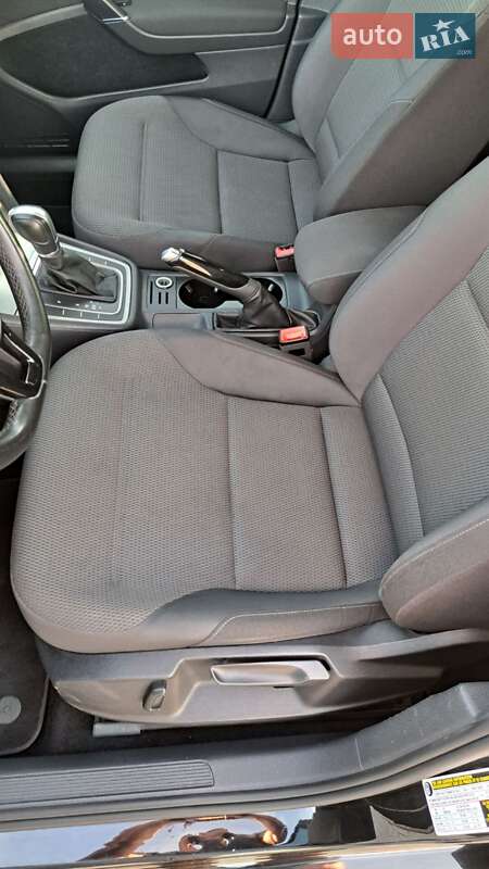 Хэтчбек Volkswagen Golf 2016 в Луцке фото 57 Хэтчбек Volkswagen Golf 2016 в Луцке