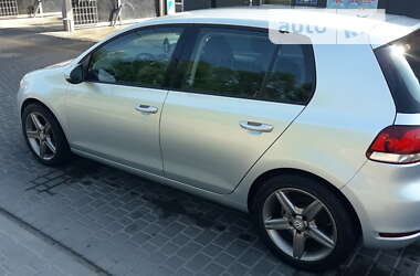 Хэтчбек Volkswagen Golf 2013 в Днепре