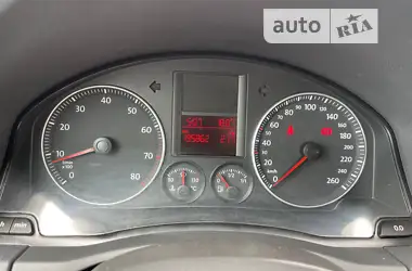 Volkswagen Golf 2005