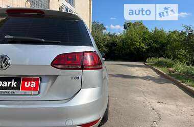 Універсал Volkswagen Golf 2015 в Вінниці