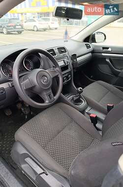 Универсал Volkswagen Golf 2011 в 