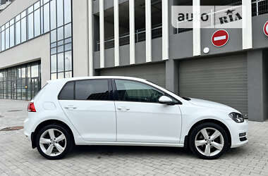 Хэтчбек Volkswagen Golf 2013 в Киеве