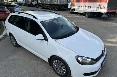 Універсал Volkswagen Golf 2012 в Києві