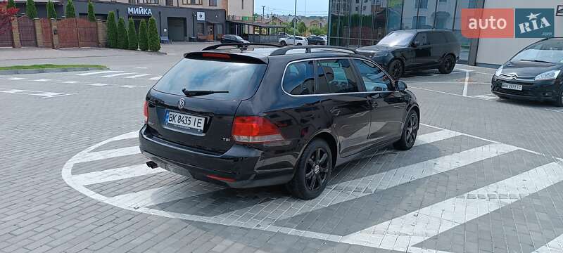 Универсал Volkswagen Golf 2009 в Здолбунове