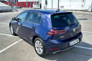 Хэтчбек Volkswagen Golf 2020 в Киеве