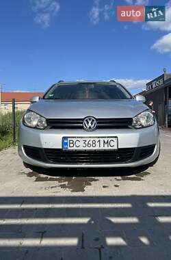 Универсал Volkswagen Golf 2010 в 