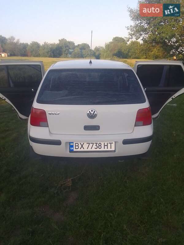 Хэтчбек Volkswagen Golf 1999 в Хмельницком