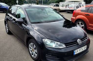 Хетчбек Volkswagen Golf 2013 в Києві